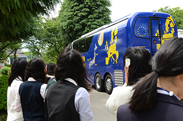 EUの全国PR、埼玉の高校訪問でスタート -5月14日