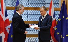 英国、EU離脱を正式に通告　―3月29日