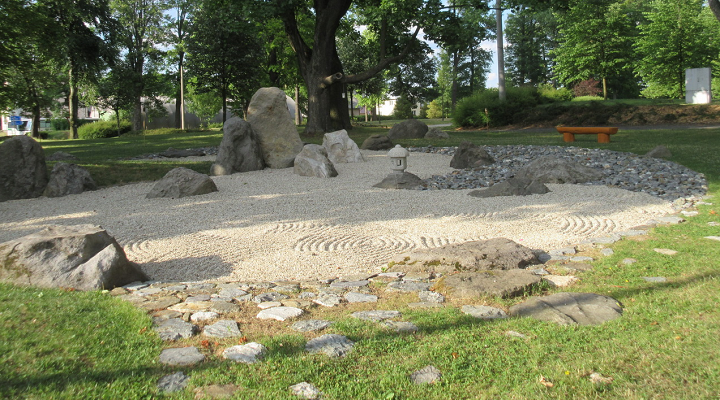 先人たちの平和共存の願いを込めて欧州の地に日本庭園を